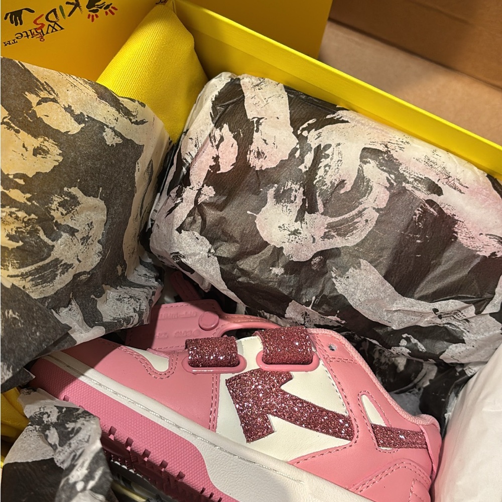 Off white Kids Pink Glitter Sneakers